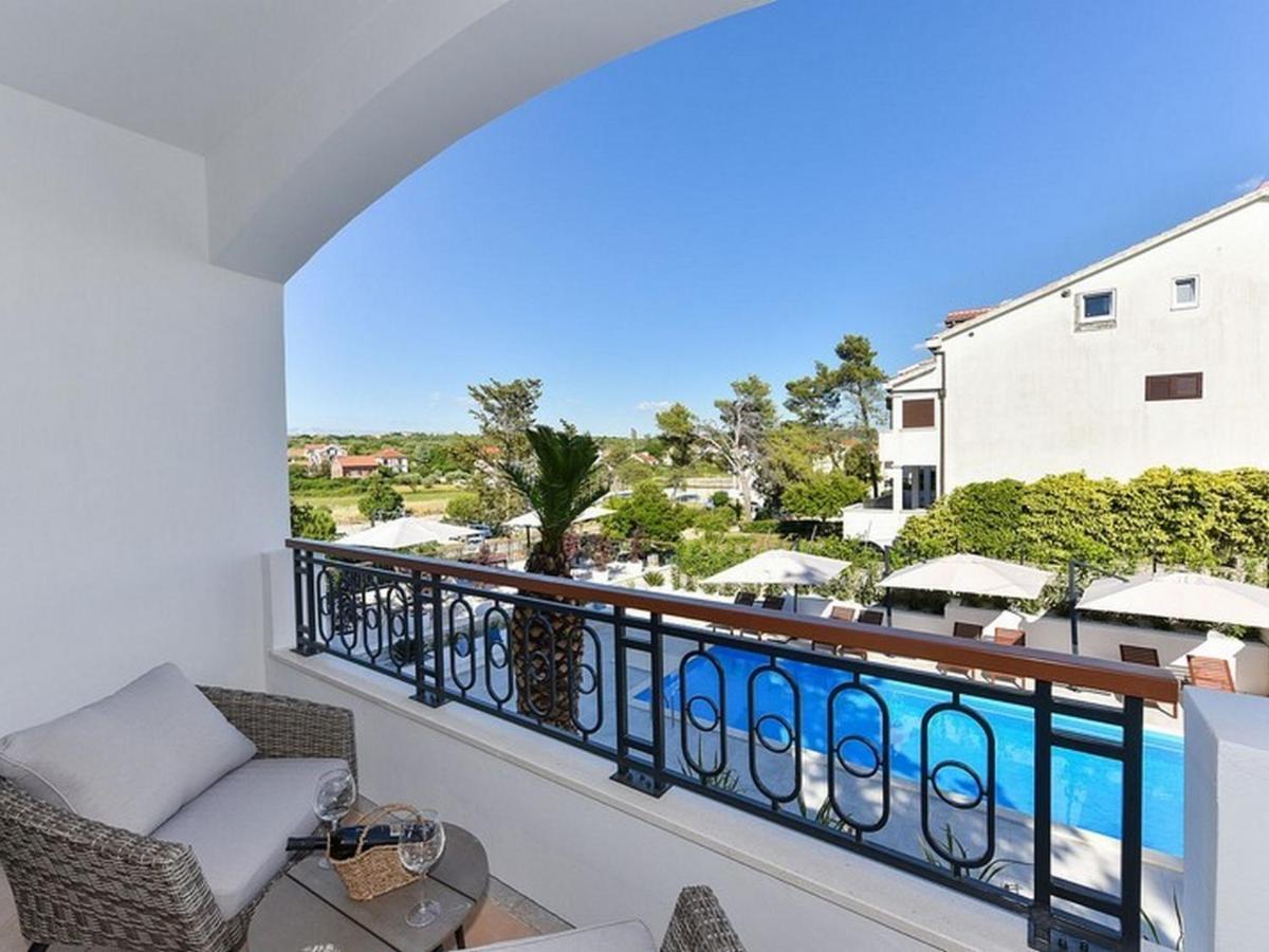 Mediterraneo Garden Apartments Petrcane Phòng bức ảnh