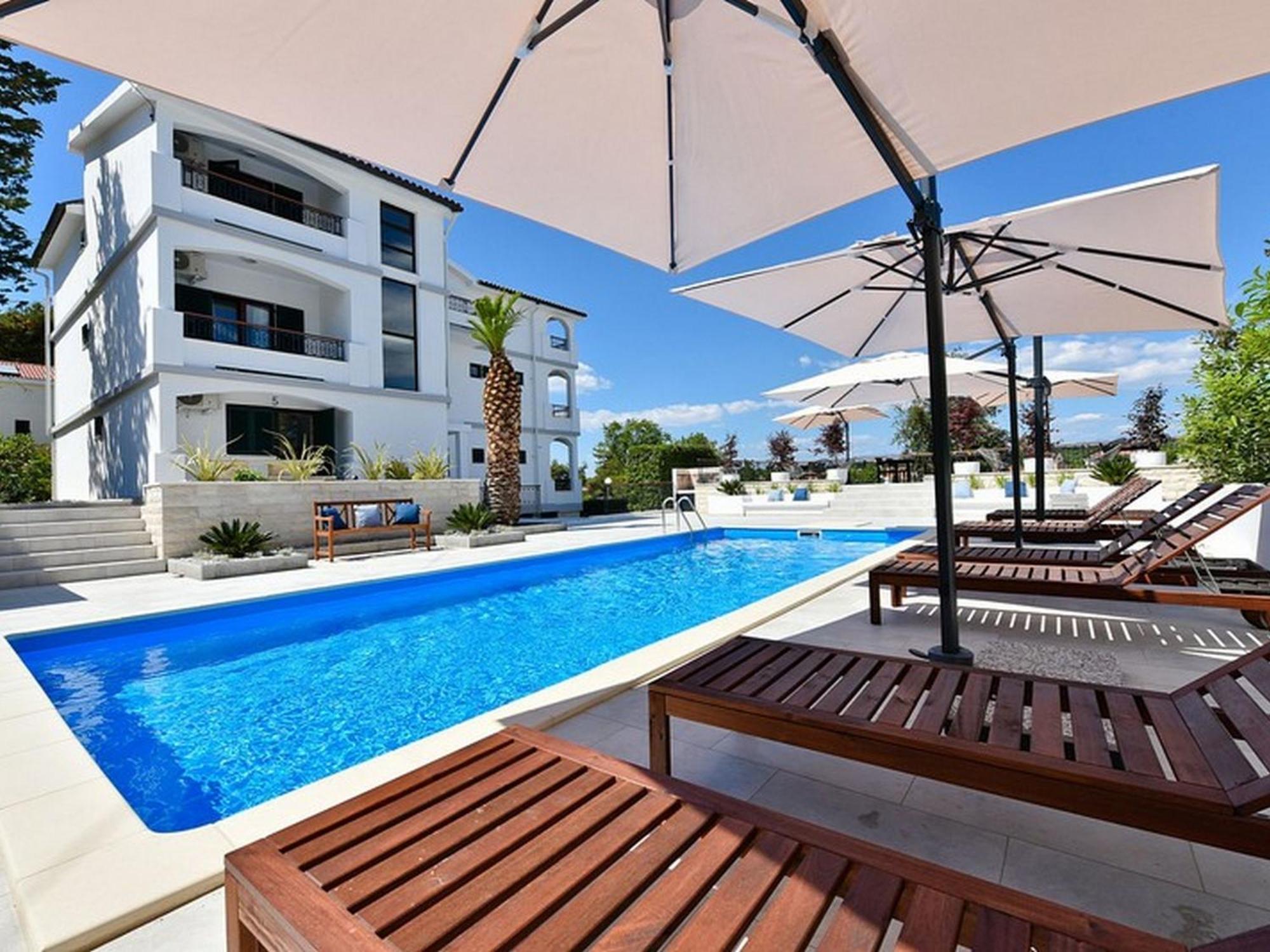 Mediterraneo Garden Apartments Petrcane Phòng bức ảnh