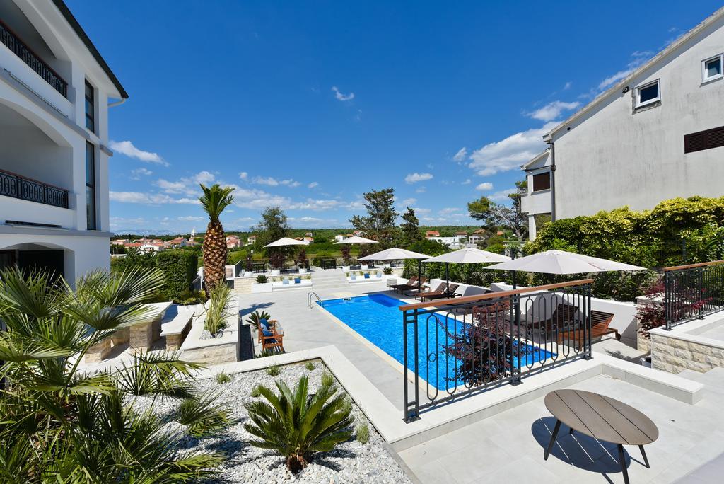 Mediterraneo Garden Apartments Petrcane Ngoại thất bức ảnh